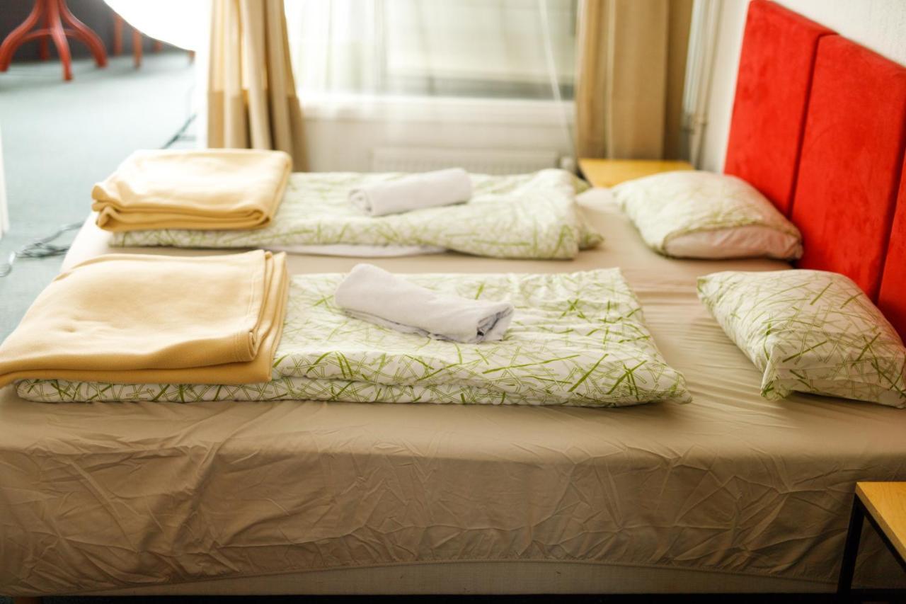 Kaskada Hotel Poznań Extérieur photo