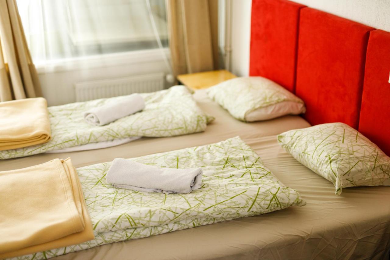 Kaskada Hotel Poznań Extérieur photo